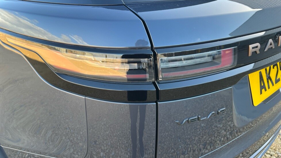 Used Land Rover Range Rover Velar 2025 for sale - 76302443: Photo 19