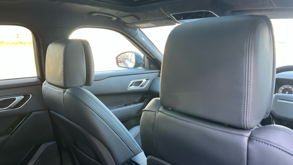 Used Land Rover Range Rover Velar 2025 for sale - 76302443: Photo 43