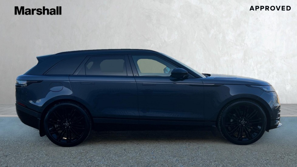 Used Land Rover Range Rover Velar 2025 for sale - 76302443: Photo 5