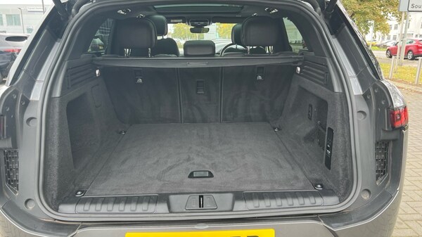 Used Land Rover Range Rover Sport 2023 for sale - 76145891: Photo 10