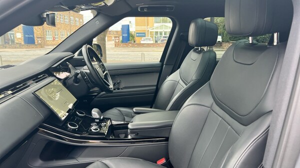 Used Land Rover Range Rover Sport 2023 for sale - 76145891: Photo 3