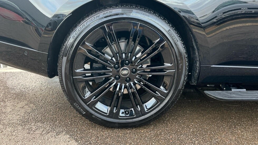 Used Land Rover Range Rover 2025 for sale - 76609507: Photo 33