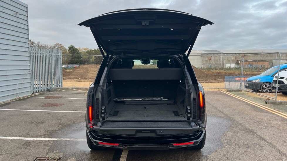 Used Land Rover Range Rover 2025 for sale - 76609507: Photo 38