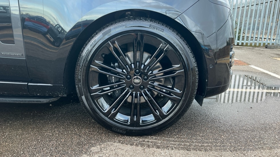 Used Land Rover Range Rover 2025 for sale - 76609507: Photo 8