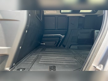 Used Land Rover Defender 2021 for sale - 75472586: Photo