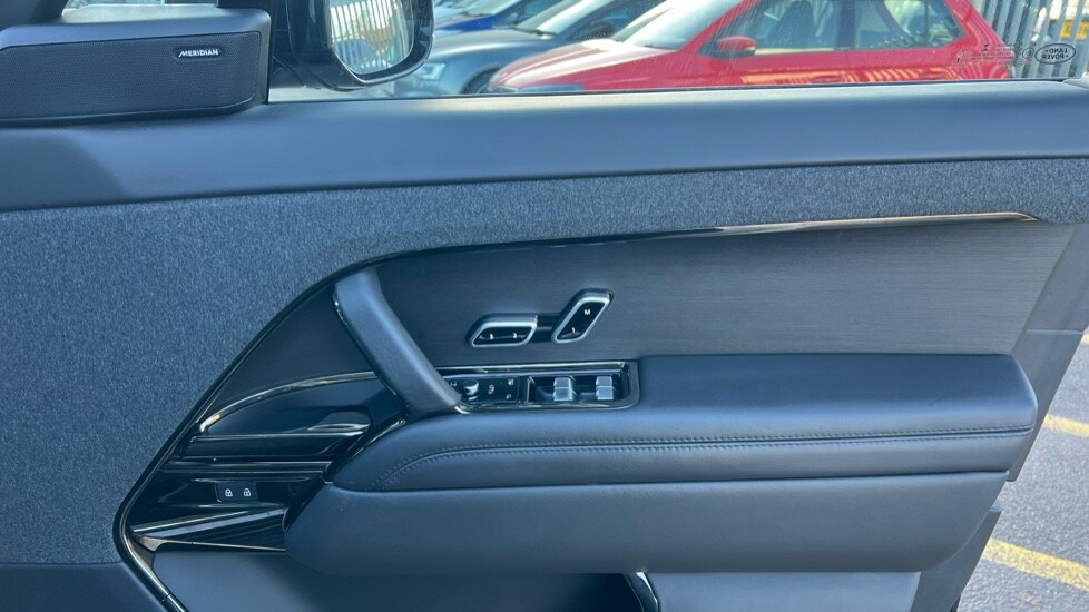 Used Land Rover Range Rover Sport 2023 for sale - 76766049: Photo 46