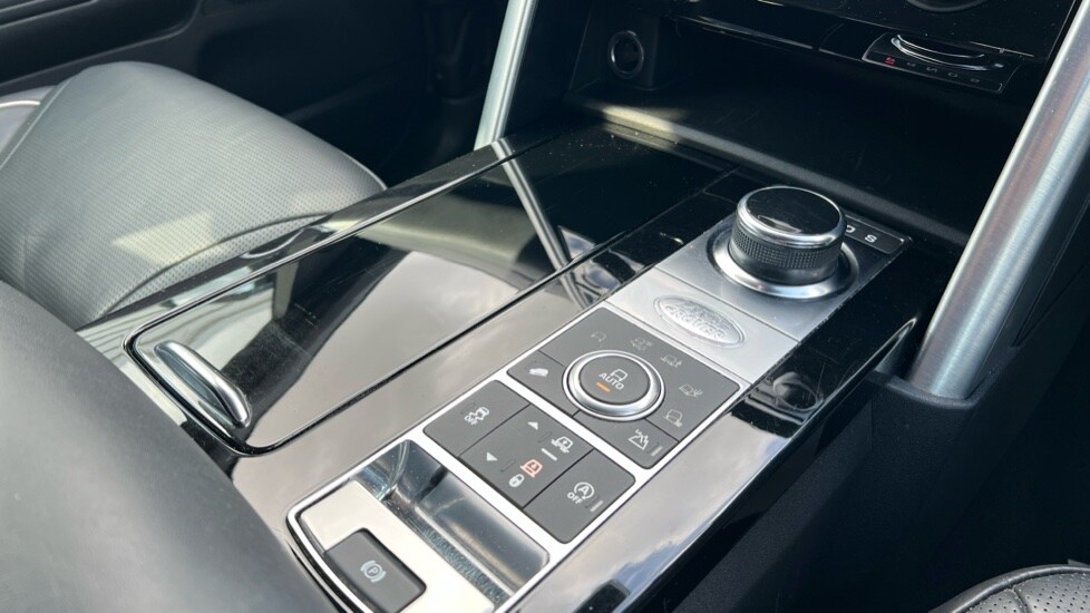 Used Land Rover Discovery 2019 for sale - 76086592: Photo 13