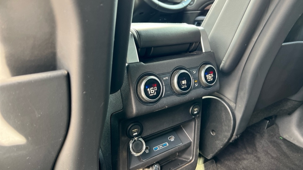 Used Land Rover Discovery 2019 for sale - 76086592: Photo 18