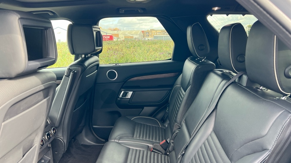Used Land Rover Discovery 2019 for sale - 76086592: Photo 4