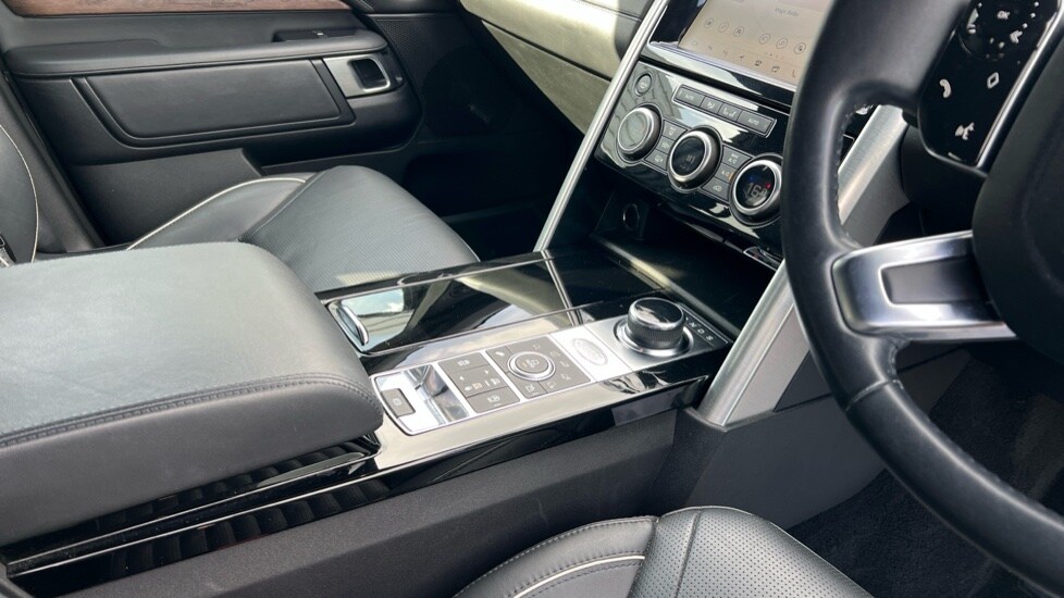 Used Land Rover Discovery 2019 for sale - 76086592: Photo 45