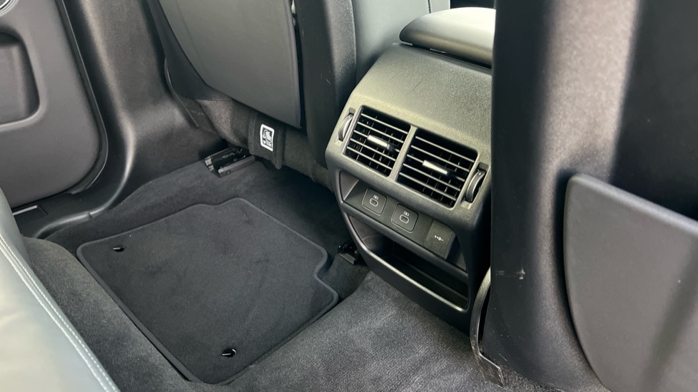 Used Land Rover Discovery Sport 2025 for sale - 76092092: Photo 18