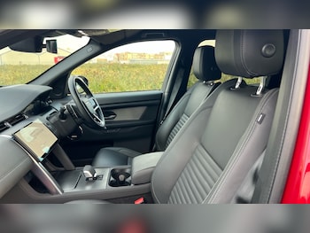 Used Land Rover Discovery Sport 2025 for sale - 76092092: Photo 3