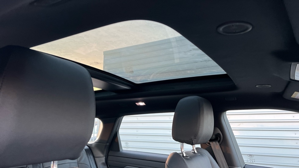 Used Land Rover Range Rover Evoque 2023 for sale - 76593682: Photo 21