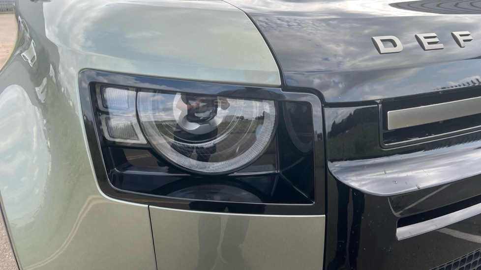 Used Land Rover Defender 2021 for sale - 76180194: Photo 17