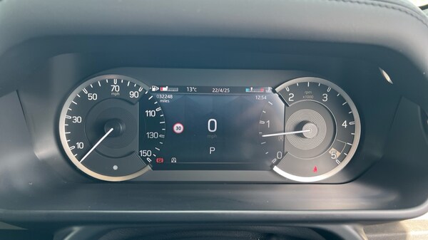 Used Land Rover Defender 2023 for sale - 75472747: Photo 16