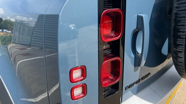 Used Land Rover Defender 2023 for sale - 75472747: Photo 19