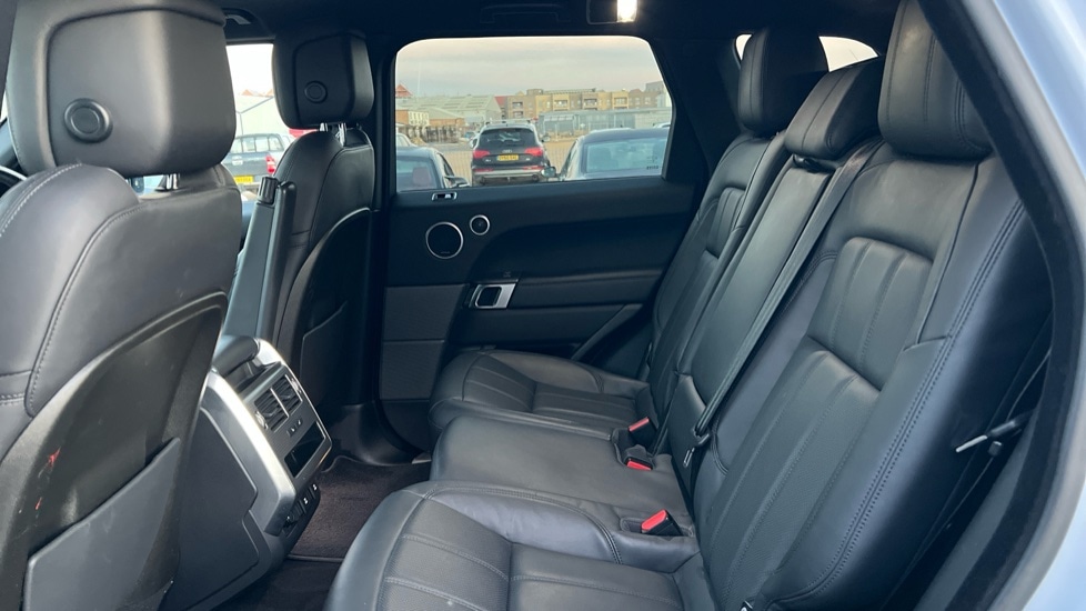 Used Land Rover Range Rover Sport 2019 for sale - 77010261: Photo 4