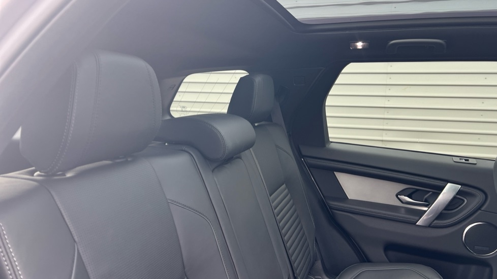 Used Land Rover Discovery Sport 2025 for sale - 76146086: Photo 41