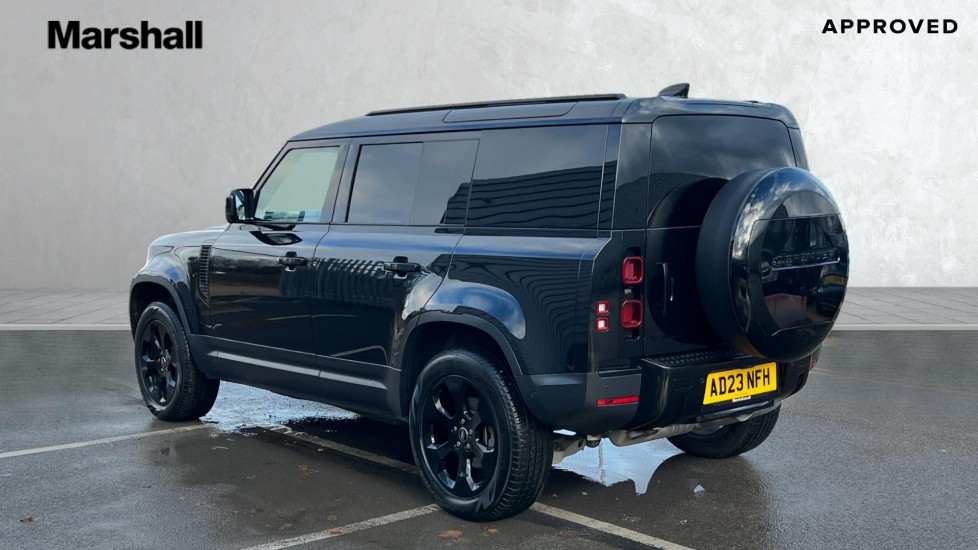 Used Land Rover Defender 2023 for sale - 76660699: Photo 2