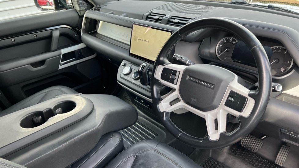 Used Land Rover Defender 2023 for sale - 76660699: Photo 28