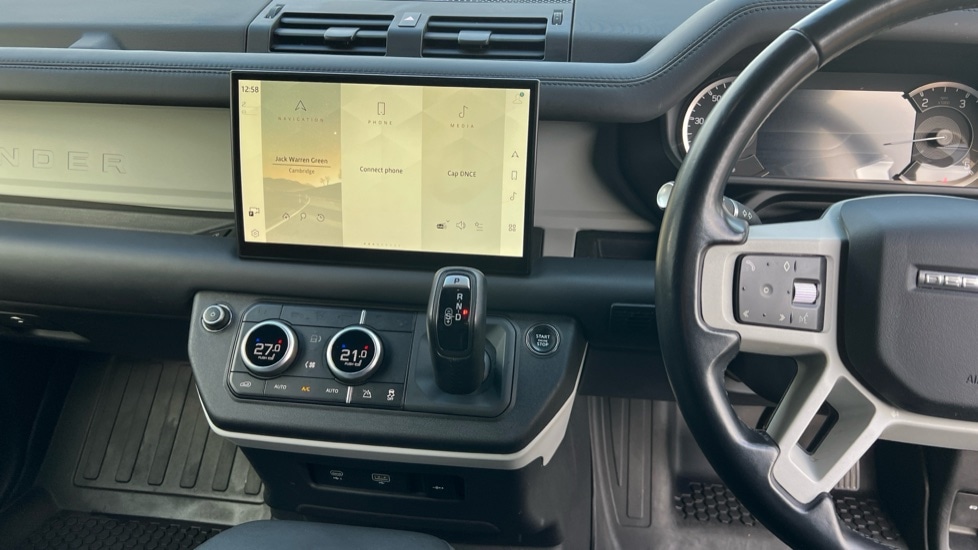 Used Land Rover Defender 2023 for sale - 76660699: Photo 29