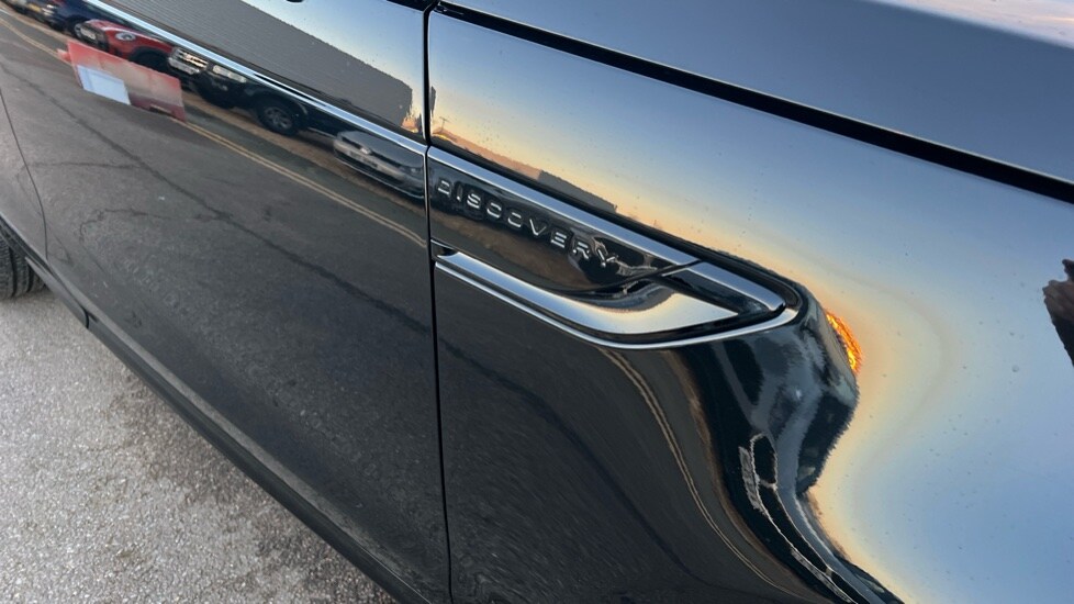 Used Land Rover Discovery 2025 for sale - 77043021: Photo 22