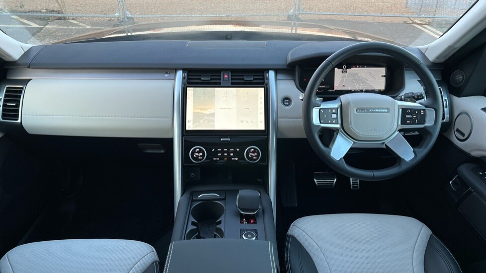 Used Land Rover Discovery 2025 for sale - 77043021: Photo 9