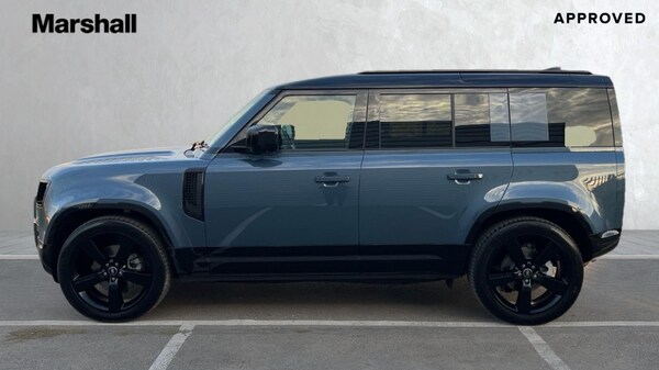 Used Land Rover Defender 2025 for sale - 76312411: Photo 26