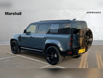 Used Land Rover Defender 2025 for sale - 76312411: Photo