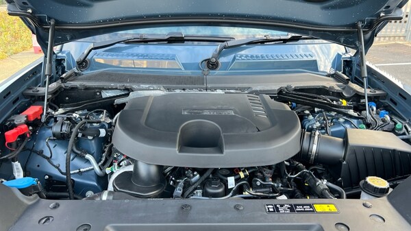 Used Land Rover Defender 2025 for sale - 76312411: Photo 30