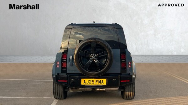 Used Land Rover Defender 2025 for sale - 76312411: Photo 6