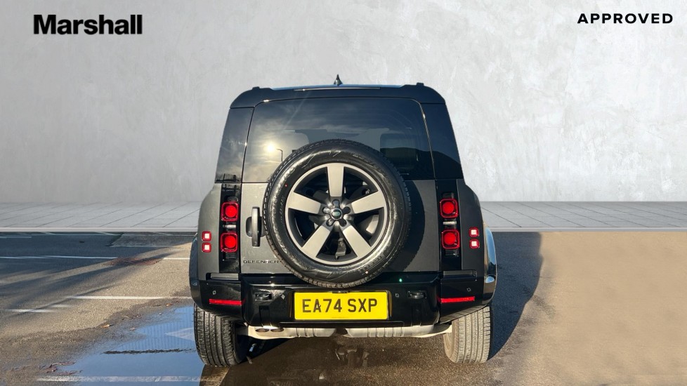 Used Land Rover Defender 2024 for sale - 76717323: Photo 6