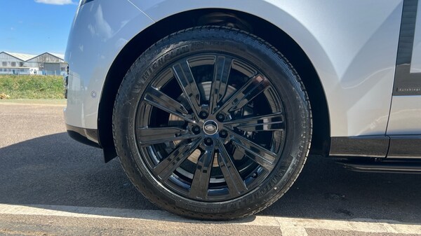 Used Land Rover Range Rover 2025 for sale - 76312467: Photo 33