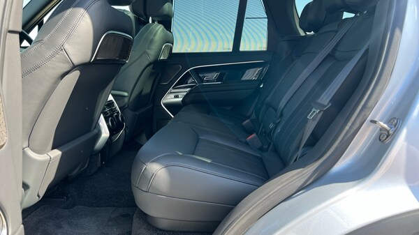 Used Land Rover Range Rover 2025 for sale - 76312467: Photo 4