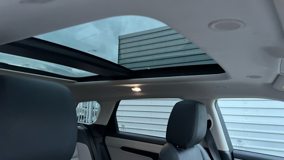 Used Land Rover Range Rover Evoque 2023 for sale - 76881823: Photo 21