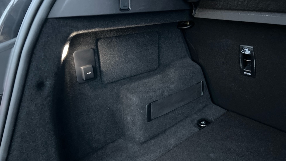 Used Land Rover Range Rover Evoque 2023 for sale - 76881823: Photo 38