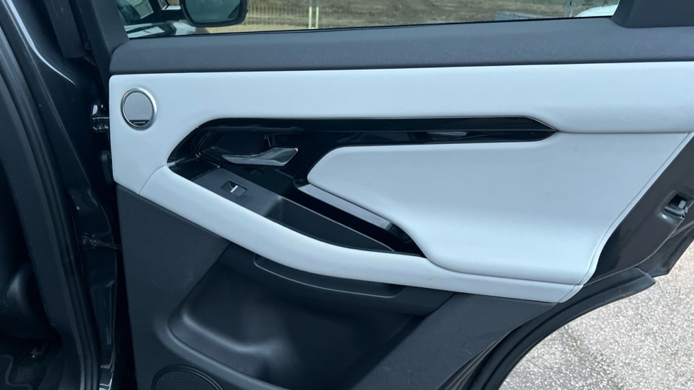 Used Land Rover Range Rover Evoque 2023 for sale - 76881823: Photo 39