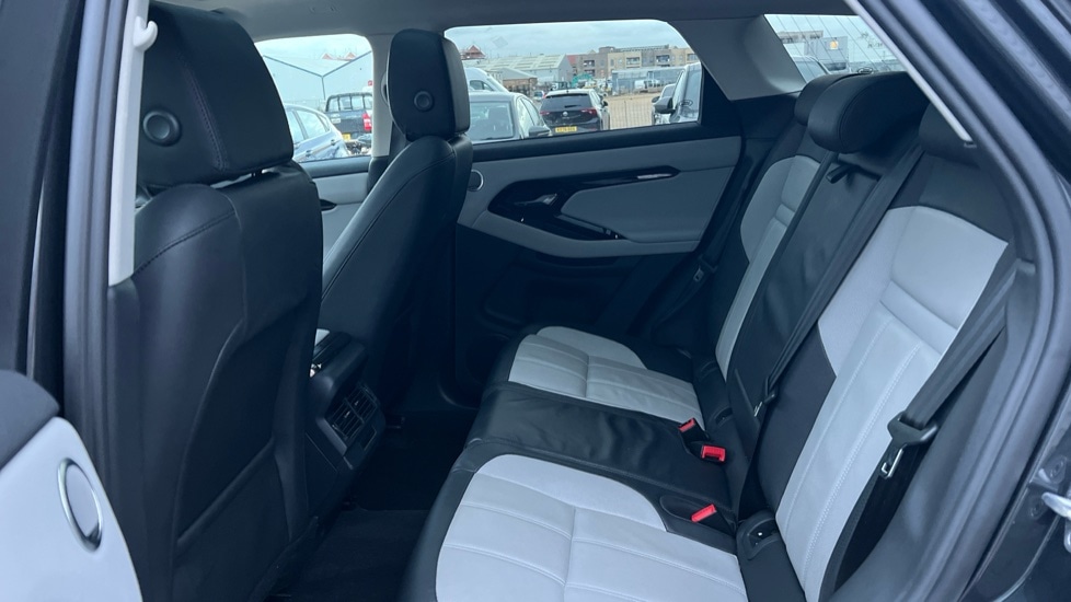 Used Land Rover Range Rover Evoque 2023 for sale - 76881823: Photo 4