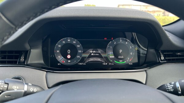 Used Land Rover Range Rover Evoque 2024 for sale - 75472840: Photo 16