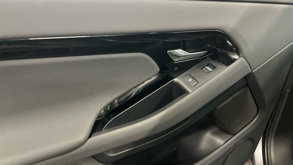 Used Land Rover Range Rover Evoque 2024 for sale - 75472840: Photo 44