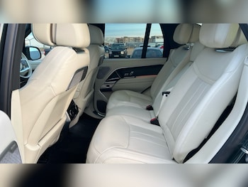 Used Land Rover Range Rover 2024 for sale - 76717350: Photo