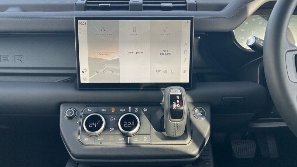 Used Land Rover Defender 2025 for sale - 76390063: Photo 14