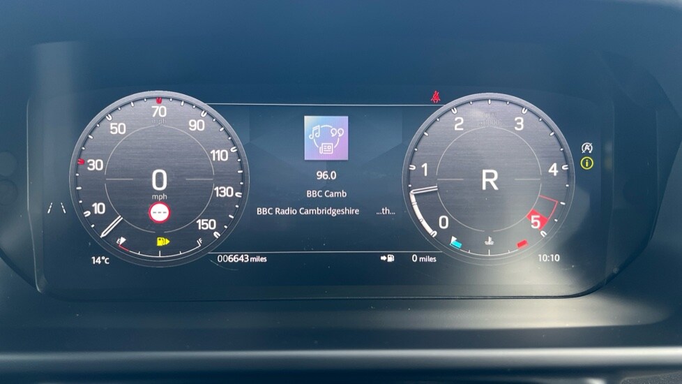 Used Land Rover Defender 2025 for sale - 76390063: Photo 16