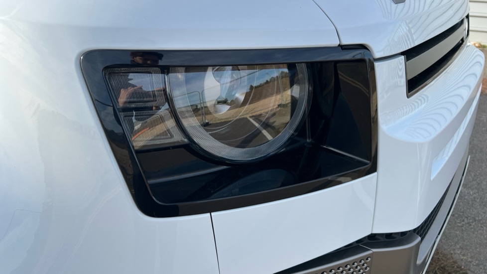 Used Land Rover Defender 2025 for sale - 76390063: Photo 17