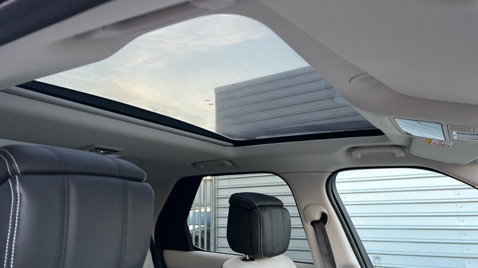 Used Land Rover Discovery 2025 for sale - 77018301: Photo 21