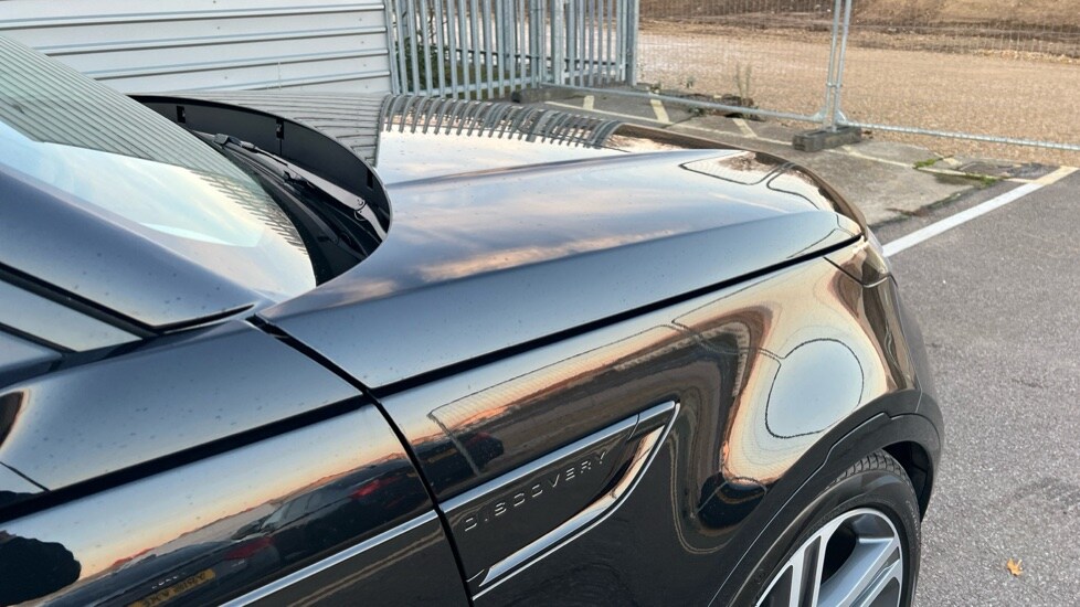 Used Land Rover Discovery 2025 for sale - 77018301: Photo 34