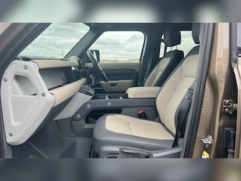 Used Land Rover Defender 2022 for sale - 75472765: Photo