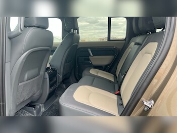 Used Land Rover Defender 2022 for sale - 75472765: Photo