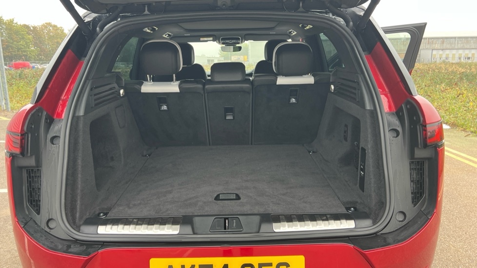Used Land Rover Range Rover Sport 2024 for sale - 76092068: Photo 10