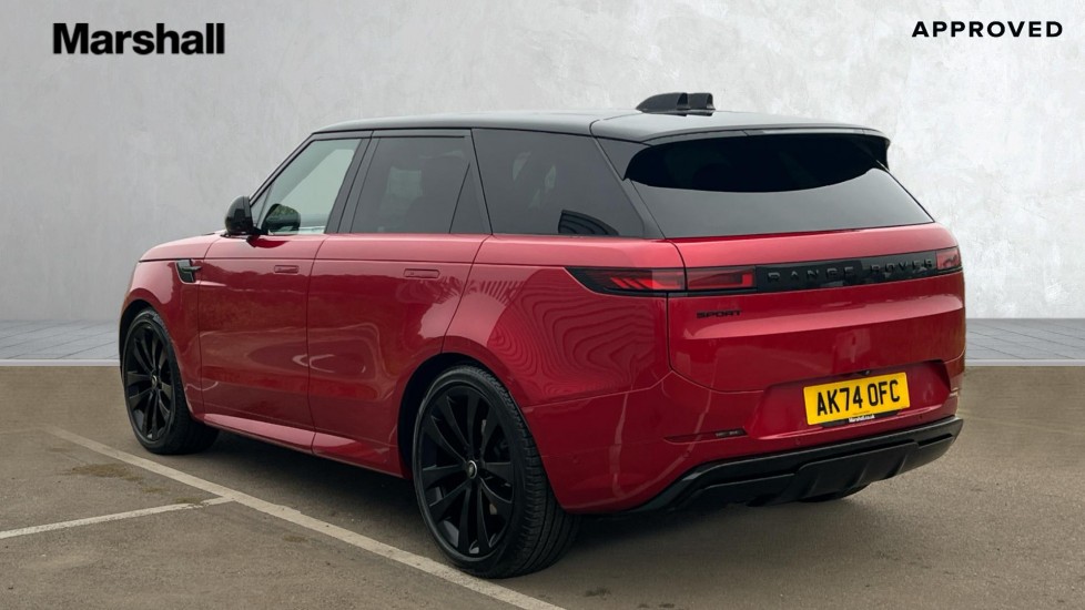 Used Land Rover Range Rover Sport 2024 for sale - 76092068: Photo 2